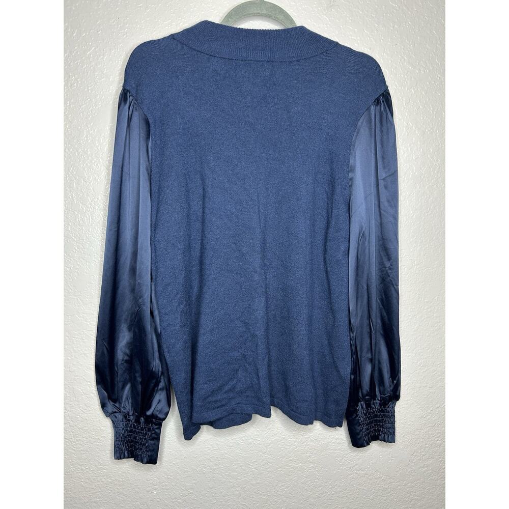 Chico’s Navy Blue Soft Stretch Mock Neck Satin Sleeve Sweater Size 2 US 12 - Picture 2 of 8